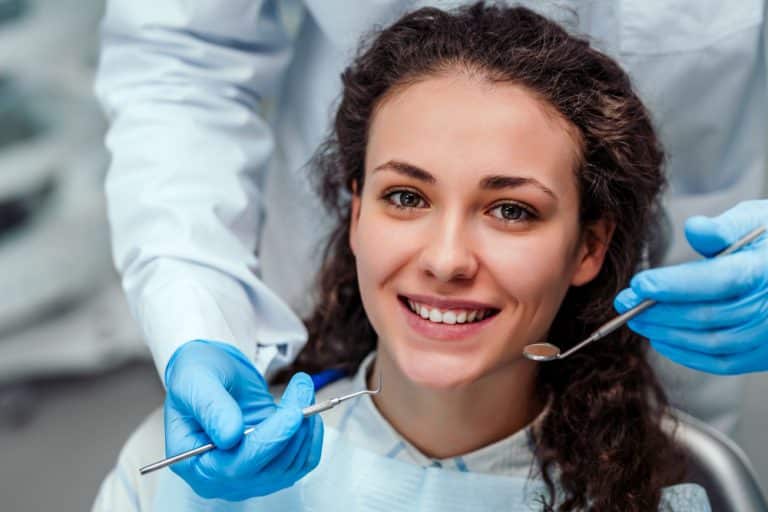 What to expect during a dental examination